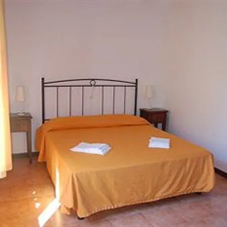 Aparthotel Le Corti Di Montepitti