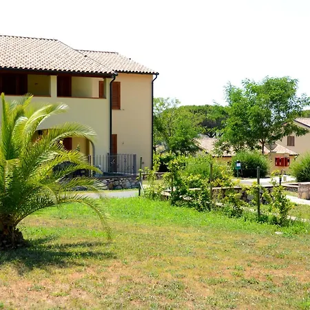 Le Corti Di Montepitti Apartahotel Suvereto