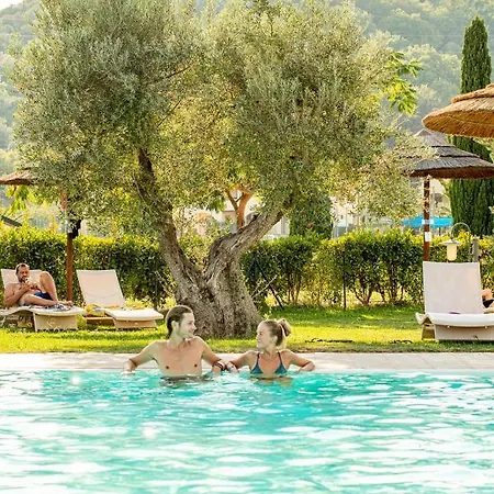 Aparthotel Le Corti Di Montepitti