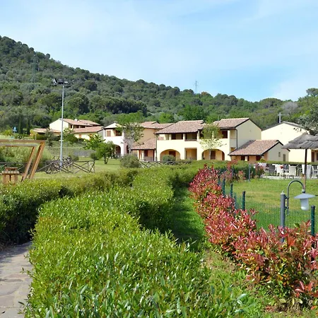 Le Corti Di Montepitti 3*