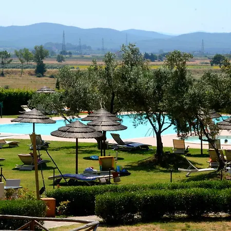 Aparthotel Le Corti Di Montepitti Suvereto