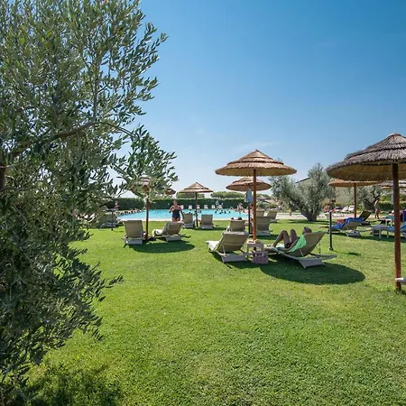 Aparthotel Le Corti Di Montepitti 3*